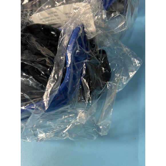 US Divers Trek Snorkling Diving Fins Compact Unisex Small Men 4-7 Women 6-9 - Picture 2 of 3